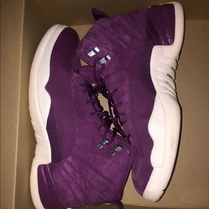 Air Jordan retro 12 Bordeaux